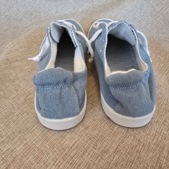 Women's Blue Cute and Comfy Canvas Slip-On Sneakers, Size 9 - Picture 4 of 6